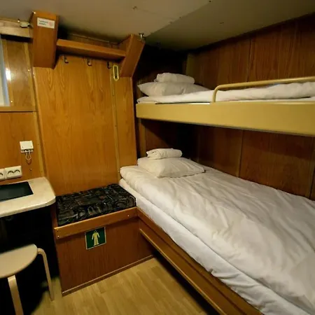 Hotellilaiva Muikku/hotel Boat Muikku * ヘルシンキ