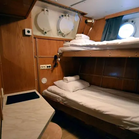 Hotellilaiva Muikku/hotel Boat Muikku Botel Helsinki