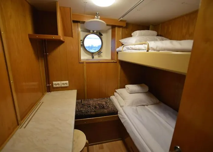 Πλωτό κατάλυμα Hotellilaiva Muikku/hotel Boat Muikku Ελσίνκι